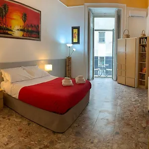La Tela Bianca , Neapel Italien