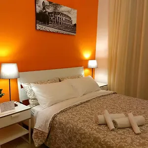 Amoraroma, Economy With Shared Bathrooms 3*, Rom Italien